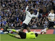 Bóng đá anh, ngoại hạng anh, lịch thi đấu euro 2012, Adebayor: Tottenham đã bị trọng tài...đánh bại